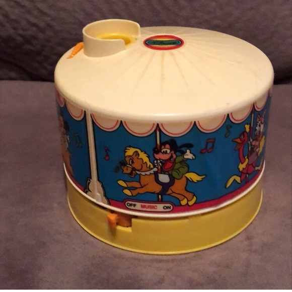 Vintage Disney 1988 Dreamtime Carousel music box - Picture 3 of 8